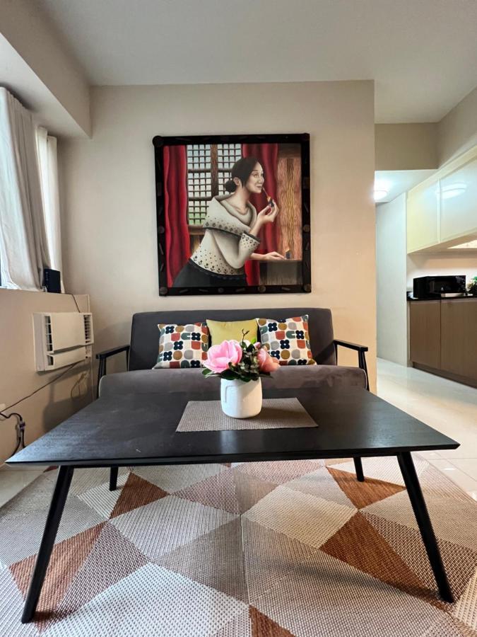 Resorts World Condo Манила Экстерьер фото
